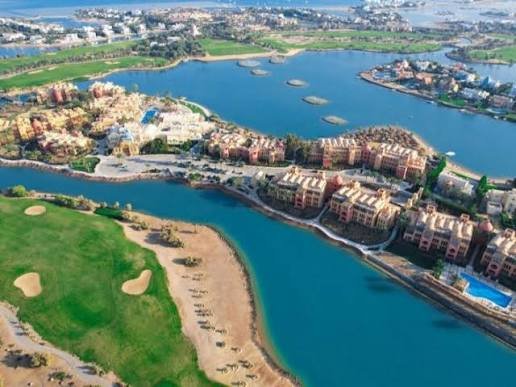 الجونة-“جوهرة-أوراسكوم”-تكسر-حاجز-الـ-19-مليار-جنيه-إيرادات.-نمو-قياسي-يرسخ-مكانتها-العالمية