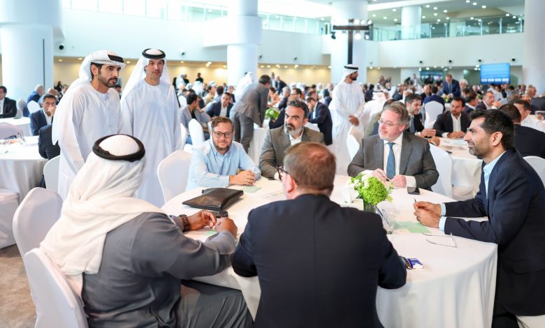 حمدان-بن-محمد-يلتقي-قادة-الأعمال-في-دبي-لبحث-تسريع-الزخم-الاقتصادي-وتعزيز-المرونة