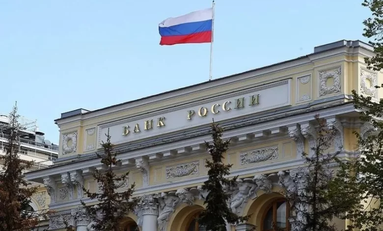 المركزي-الروسي-يُخفِّض-سعر-صرف-الروبل-أمام-العملات-الرئيسة
