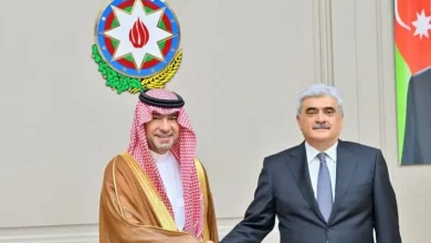 المملكة-وأذربيجان-تبحثان-تعزيز-التعاون-الحضري-والاقتصادي-على-هامش-المنتدى-الحضري-العالمي-في-باكو