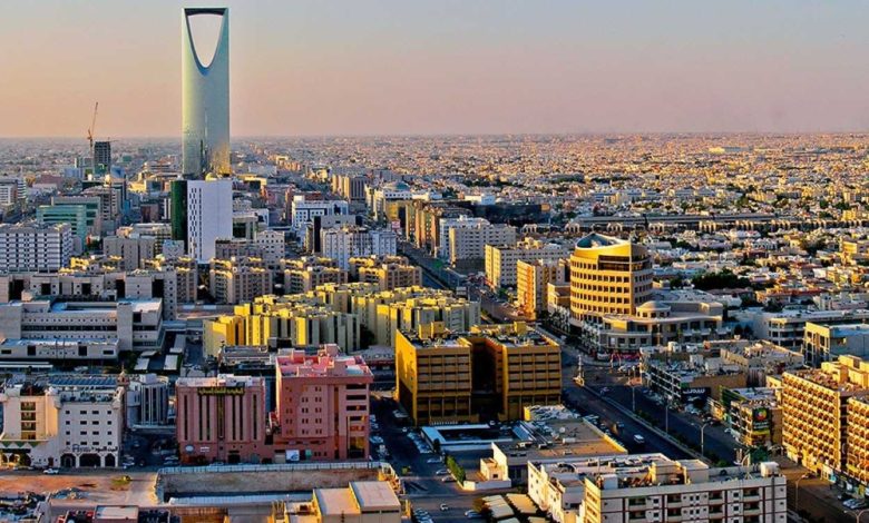 السعودية-تفرض-رسوماً-2%-على-تصرفات-غير-السعوديين-العقارية-في-4-مدن-رئيسية